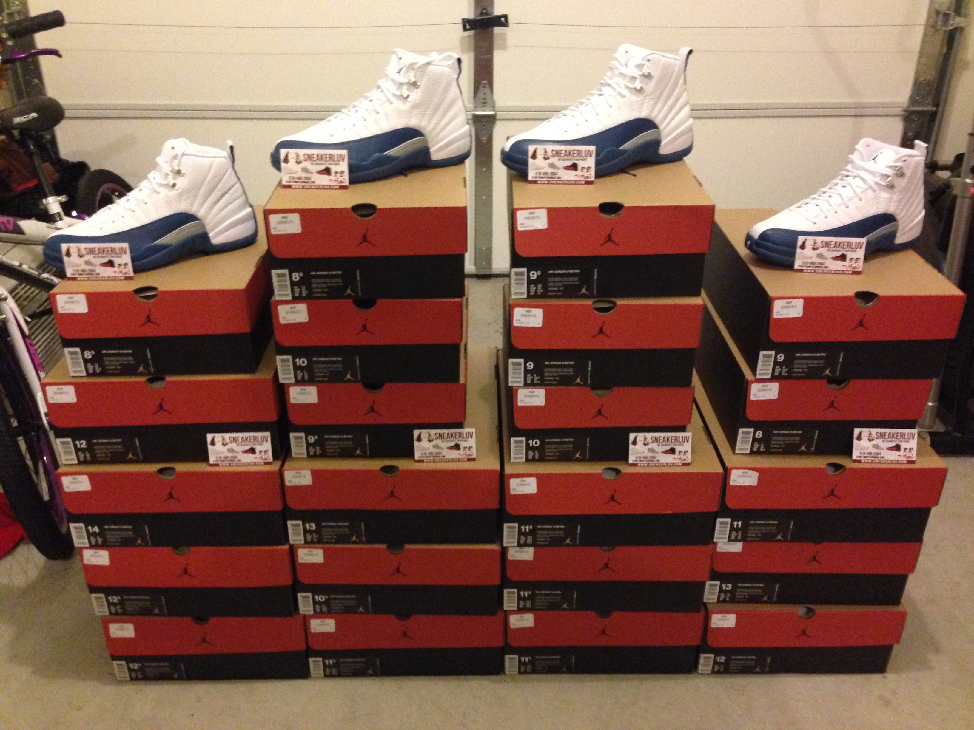 THE SNEAKER RESALE GAME